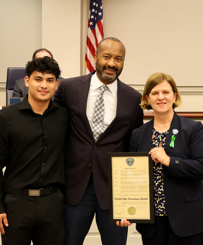 Fairfax Mayor Catherine Read and Calvin Dyson