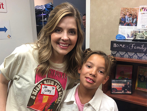 Jen Lilley with a girl