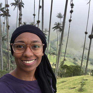 Suzan Osman, Hotline Volunteer
