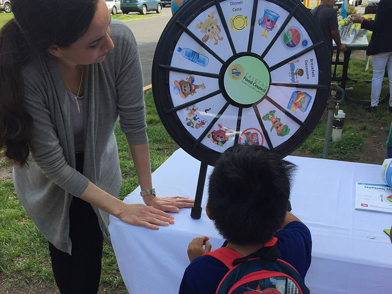 Child spinning game wheel