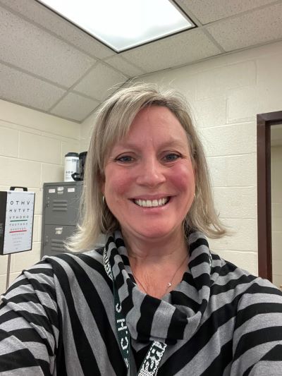 head and shoulders photo of Julie Miller