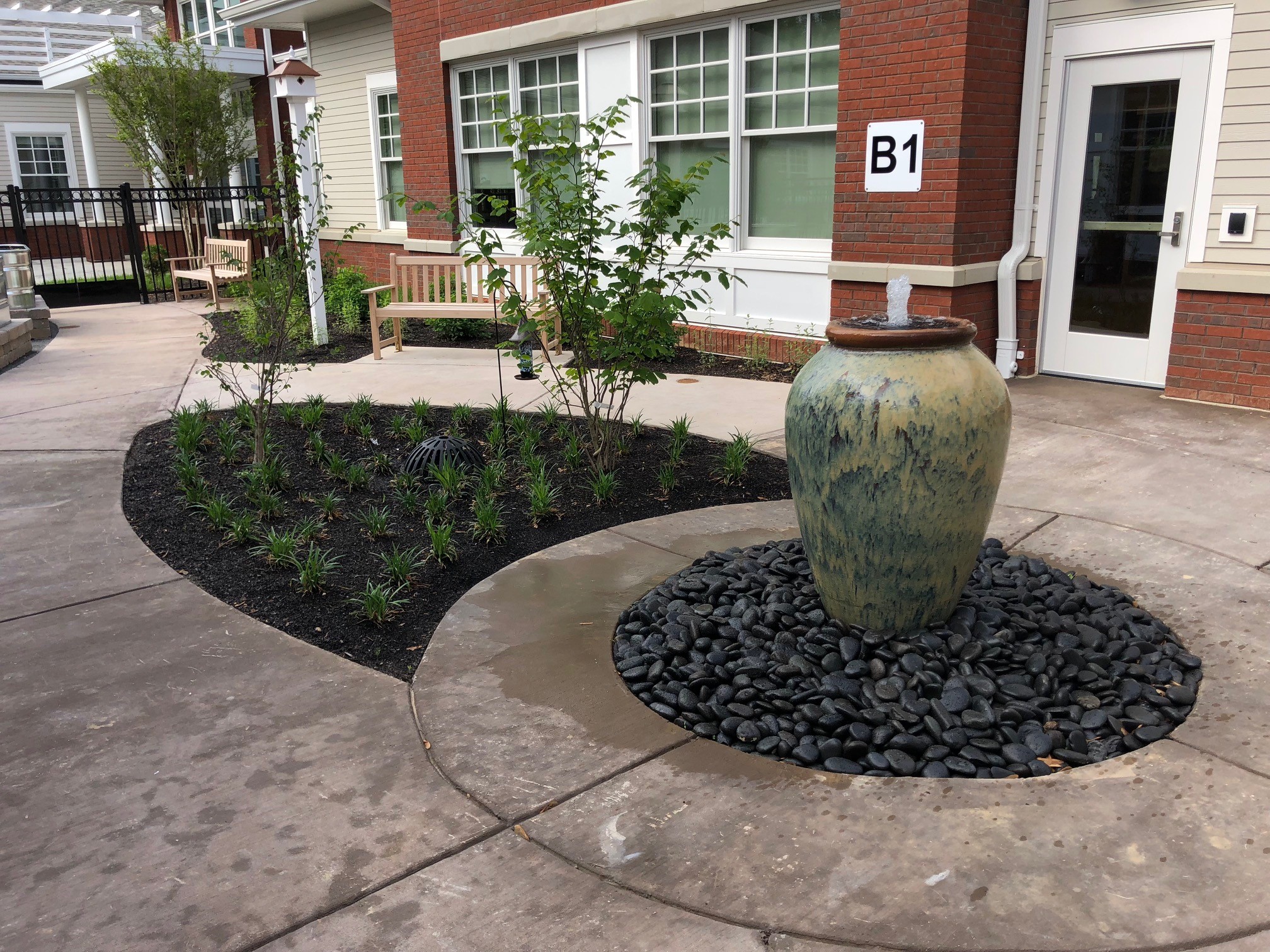 The outdoor garden at Lewinsville Adult Day Health Care