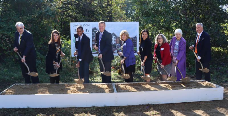 Oakwood Senior Groundbreaking