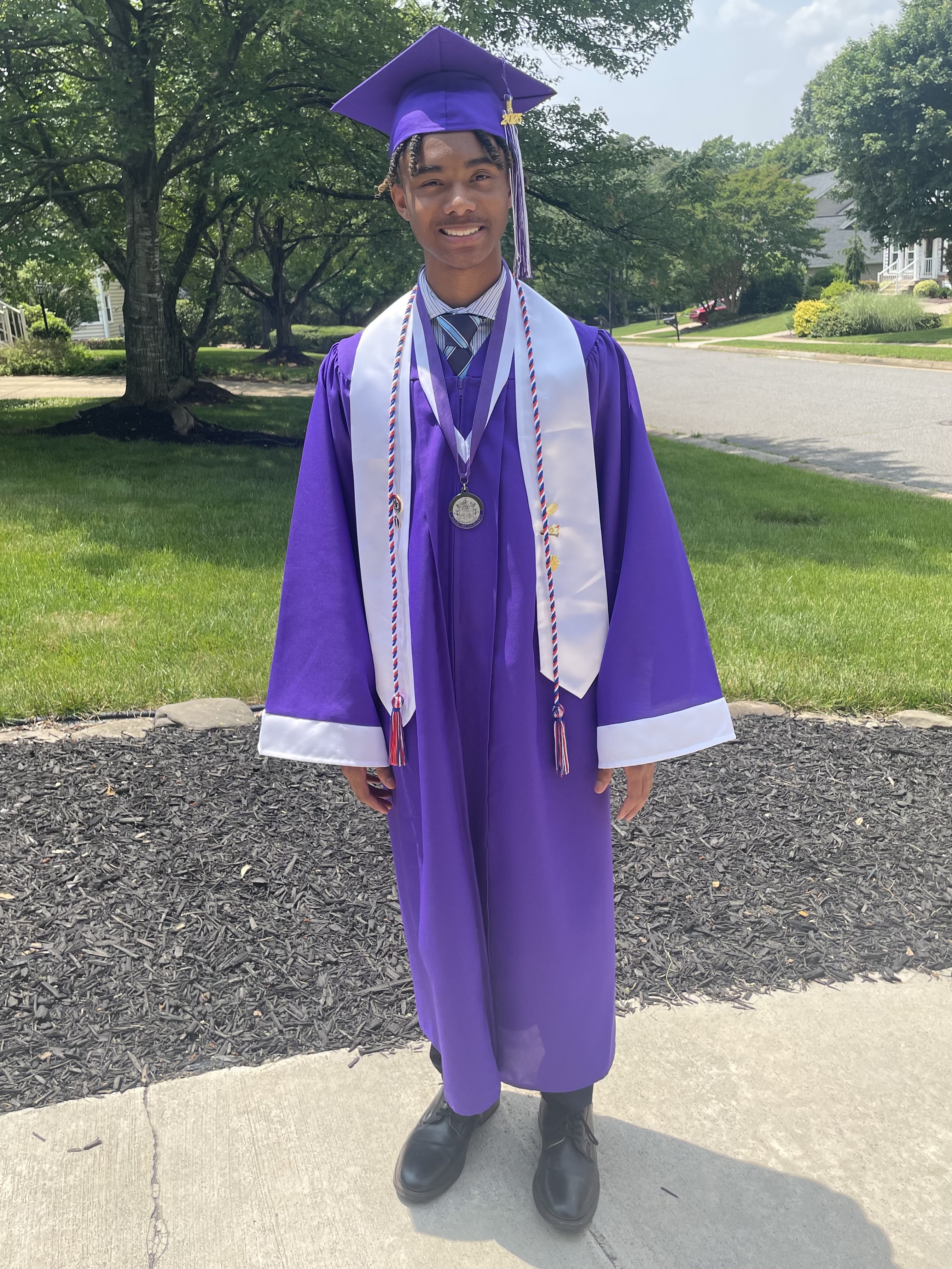 SHRC Graduate Daniel Purvis with SHRC Graduation Cord