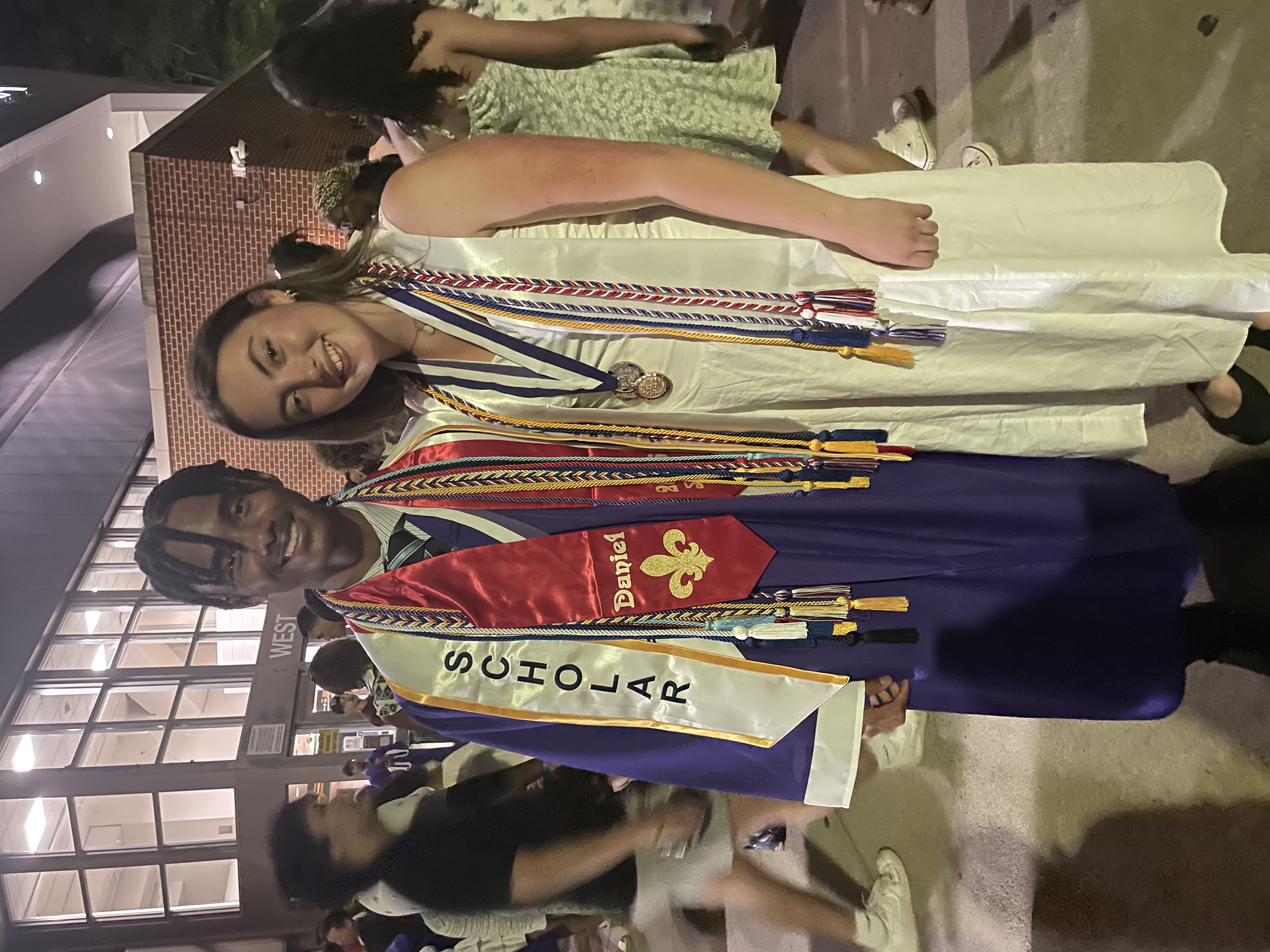 SHRC Graduates Daniel Purvis and Isabelle Fernandez