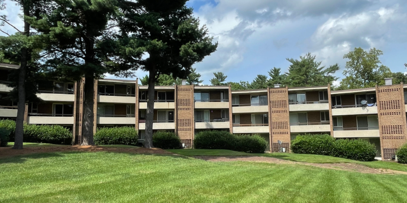 Photo of the Crescent Apartments