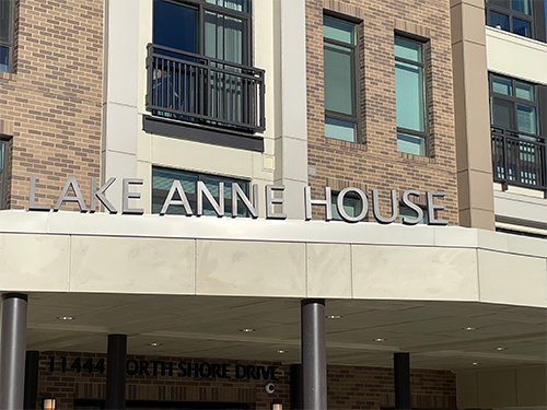 Lake Anne House