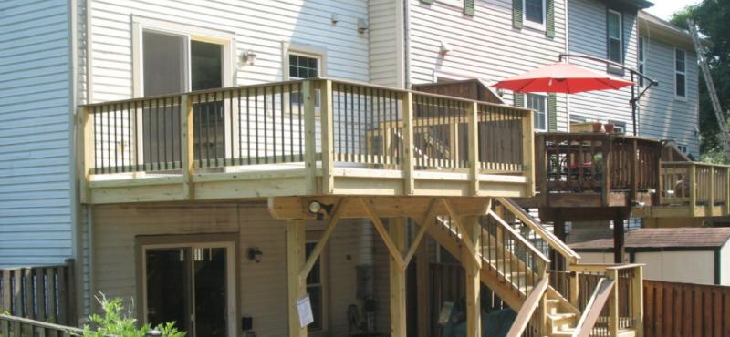 Deck on back of home