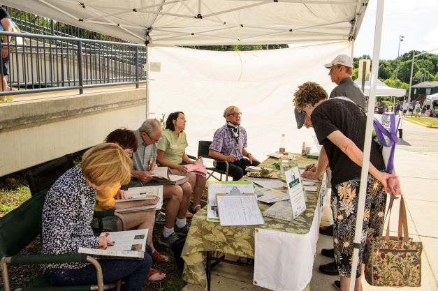 Master Gardeners at Burke Farmers Market