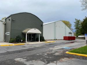 Front of Mount Vernon Athletic Center