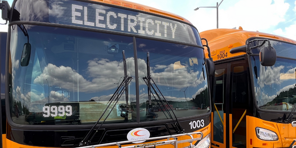 electric-powered Connector bus