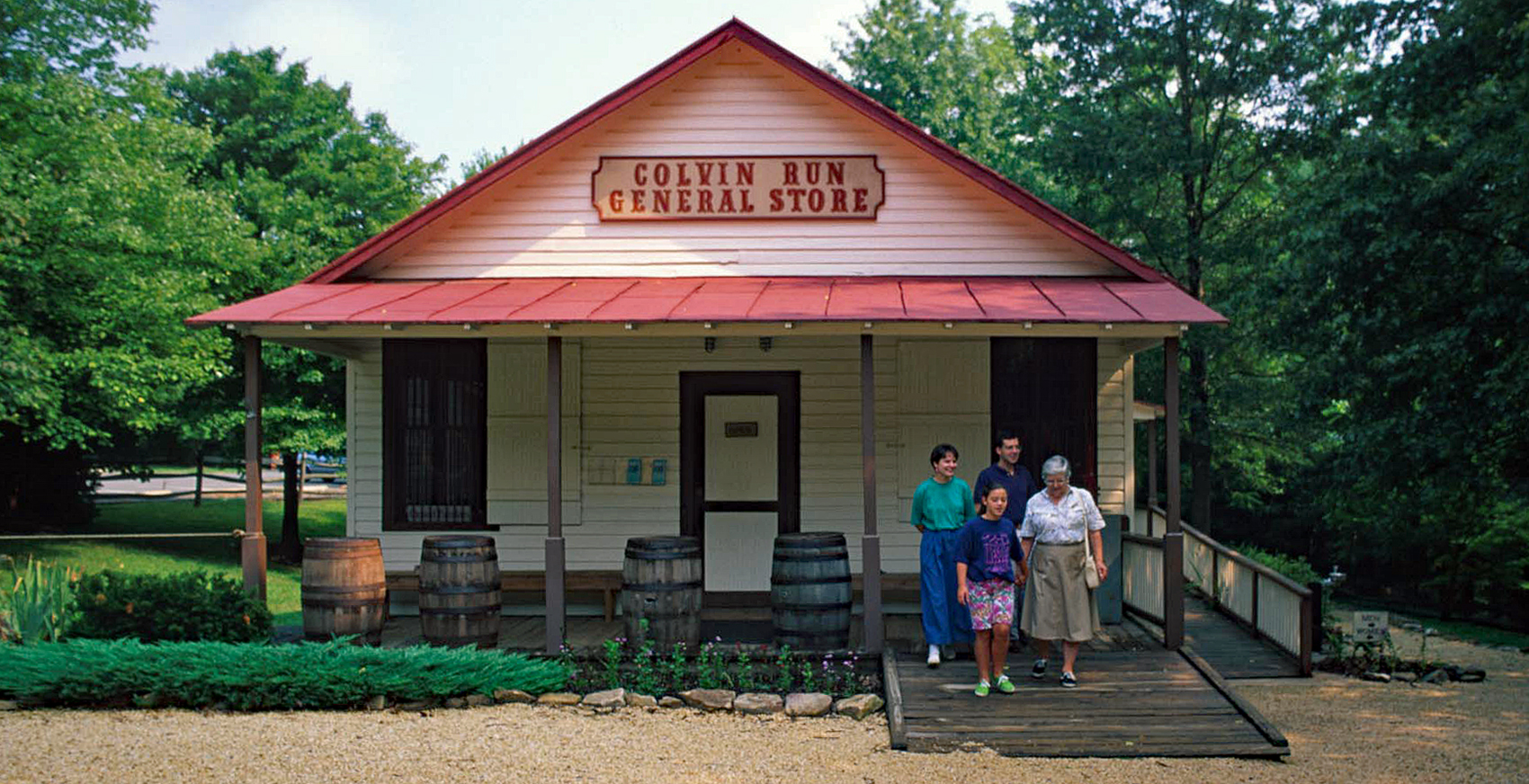 The exterior of the Colvin Run Mill General Store