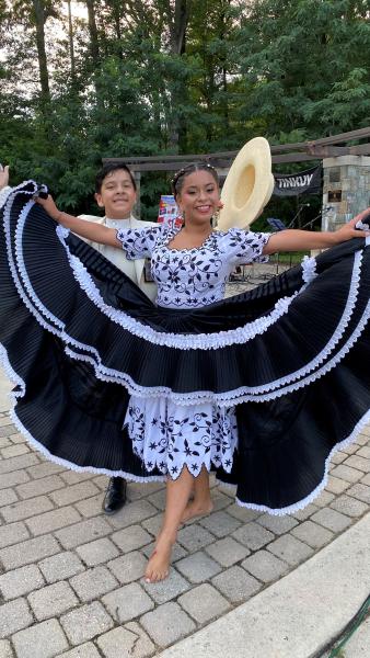 peruvian dancer