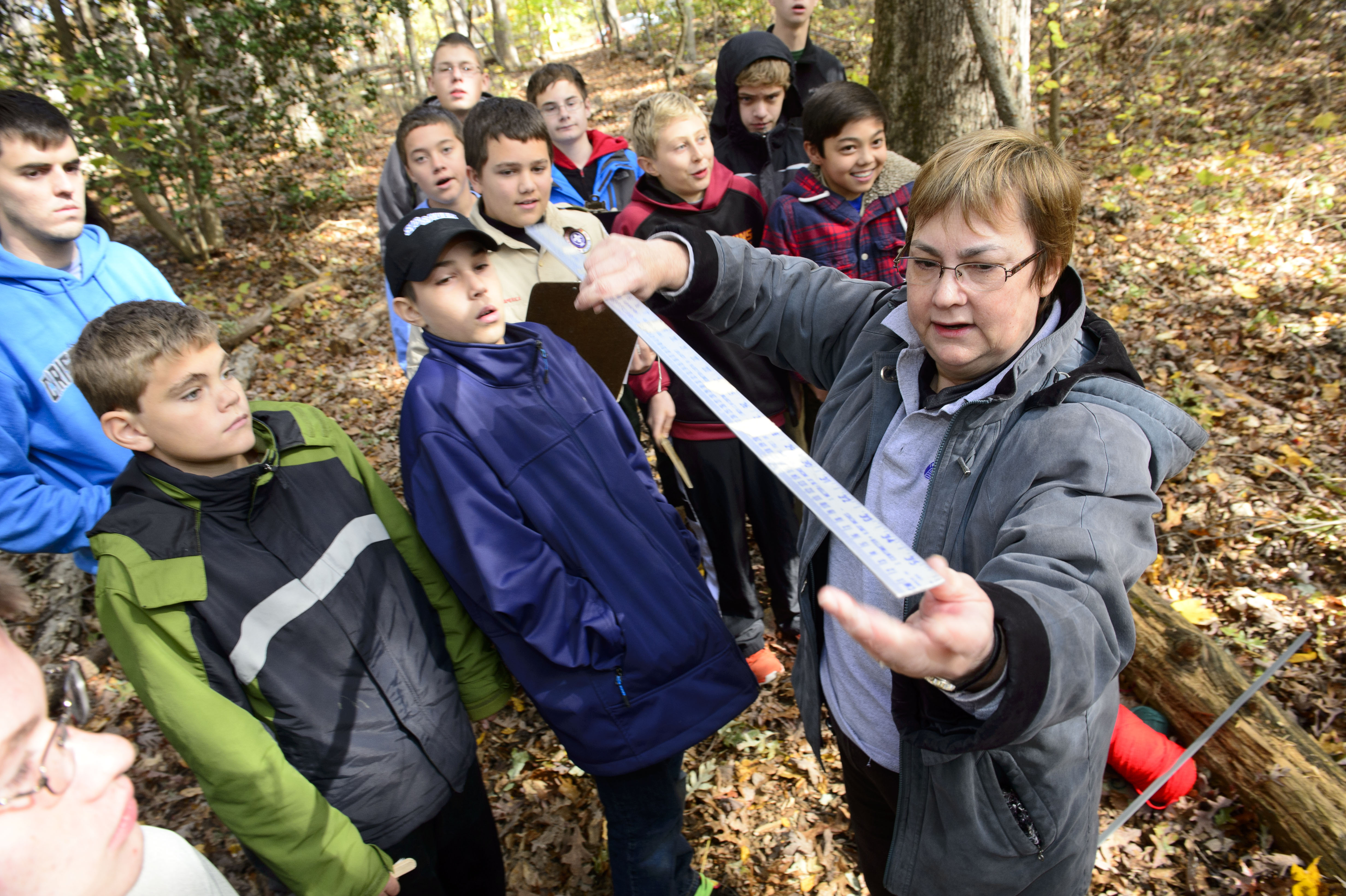 scout participants watching instructor