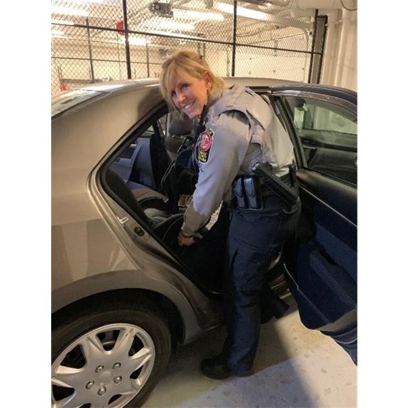Car seat best sale installation police station
