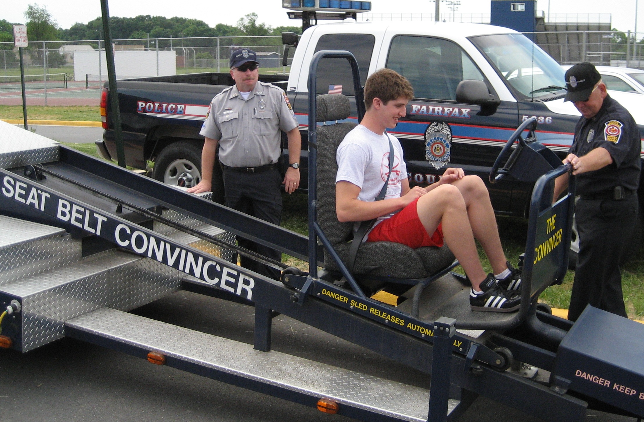 Seat Belt Convincer