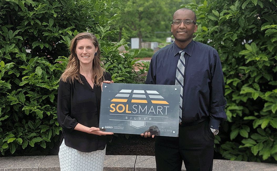 SolSmart Silver placque