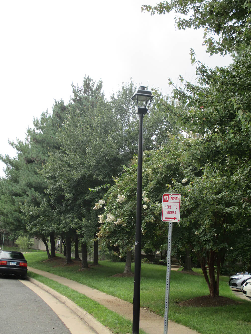 Cutoff colonial pole