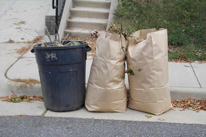 Curbside yard waste