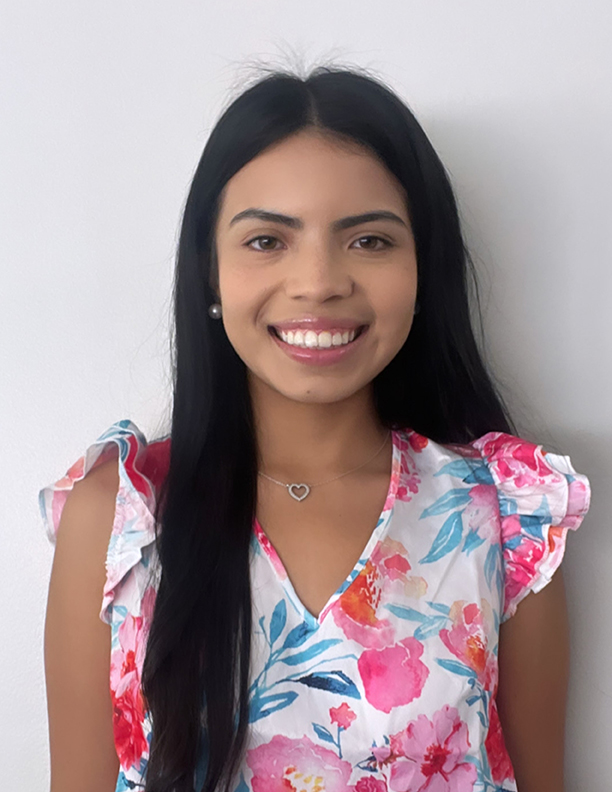 Belleslyn Rios 